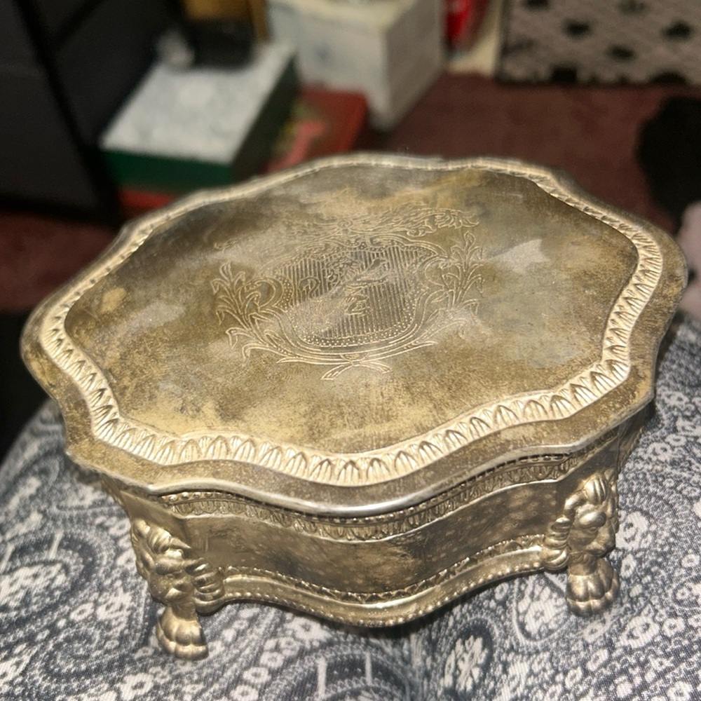 English Tiger Paw Silver Plated Pewter Jewelry Box (Vintage)